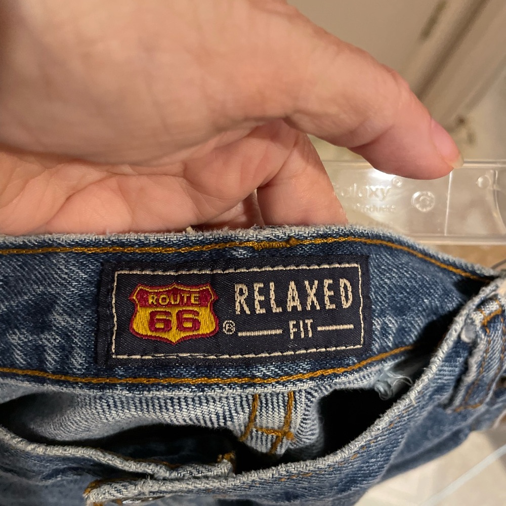 Jeans - Picture 3 of 4